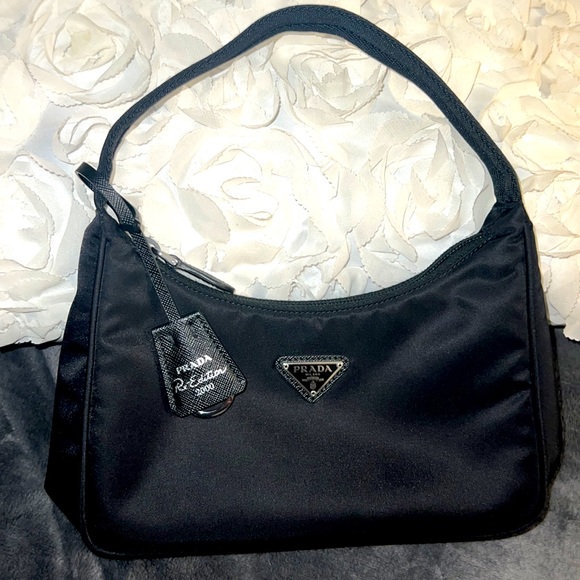 Prada mini - Picture 8 of 8